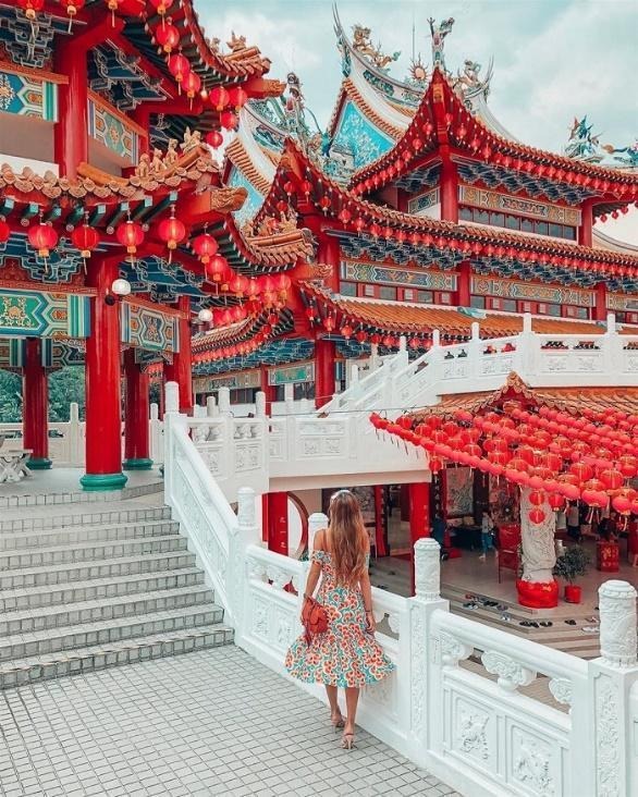 tham quan chùa Thiên Hậu